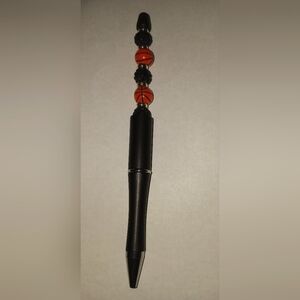 NWT Handcrafted Basketball Themed Beaded Pen.